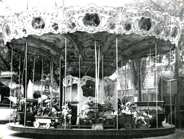 Man�ge construit par Monsieur Henri DEVOS, en 1948